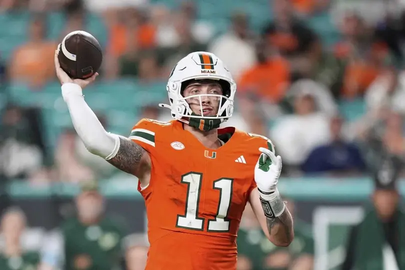 Carson Beck apunta a ser QB de primera ronda | AP