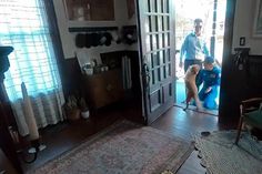 Astronauta de Artemis II es recibida por su perro tras viaje a la Luna