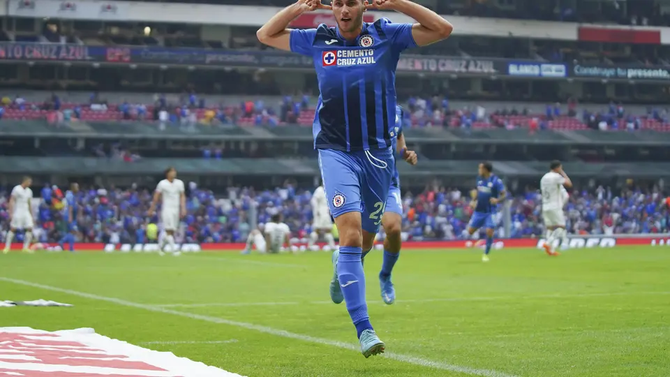 Santiago Giménez, exjugador de Cruz Azul | IMAGO7