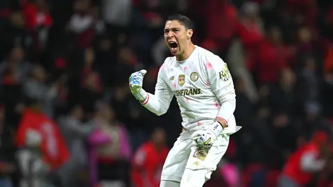Hugo González celebra el gol ante San Luis l MEXSPORT