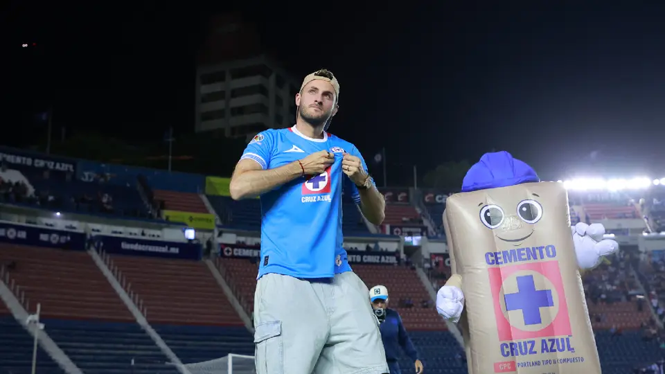 Santiago Giménez, exjugador de Cruz Azul | IMAGO7