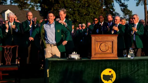 Rory McIlroy gana el Masters dos años seguidos para unirse a Jack Nicklaus, Nick Faldo y Tiger Woods