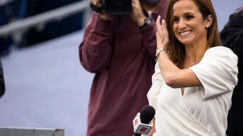 Dianna Russini durante una cobertura con ESPN l AP