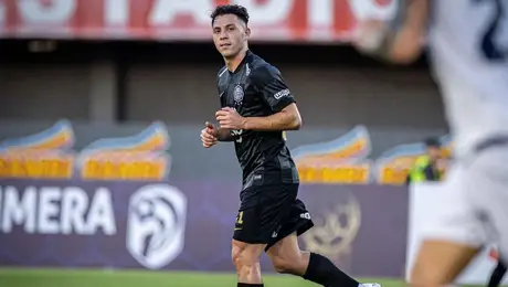 ¡El gol más extraño del año! Sebastián Ferreira confirma su doblete en Olimpia vs Rubio Ñu de una manera bastante peculiar