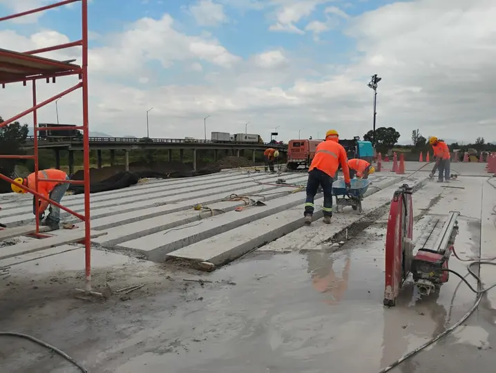 La reconstrucción de los puentes Alameda Oriente avanza tras los daños provocados por el sismo de 2017./ Gobierno de México