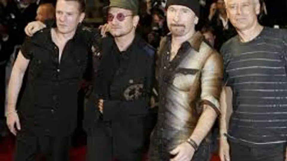 La visita de U2 a la CDMX desató rumores sobre un posible concierto masivo en el Zócalo. / AP
