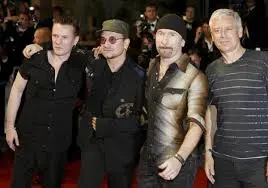 La visita de U2 a la CDMX desató rumores sobre un posible concierto masivo en el Zócalo. / AP