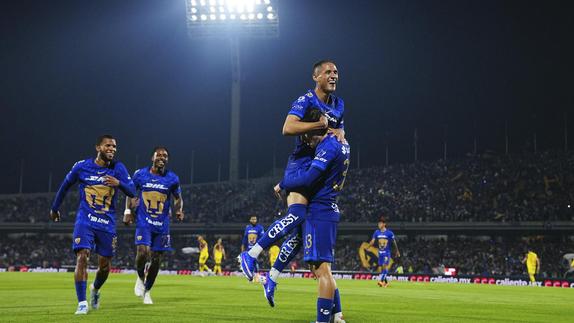 Jugadores de Pumas en celebración contra América en la Liguilla del Clausura 2026 de la Liga MX | IMAGO 7