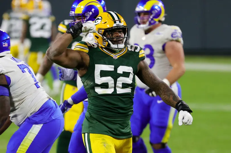 Rashan Gary se unió a los Dallas Cowboys proveniente de Green Bay | x @PFF