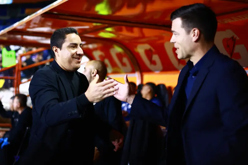 Efraín Juárez y Esteban Solari en el Play In del Apertura 2025 de la Liga MX |  MEXSPORT