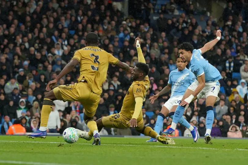 Marmoush con Manchester City ante Crystal Palace en la Premier League | AP