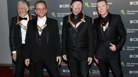 U2 es una legendaria banda de rock irlandesa formada en Dublín en 1976. / AP