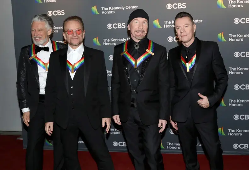 U2 es una legendaria banda de rock irlandesa formada en Dublín en 1976. / AP