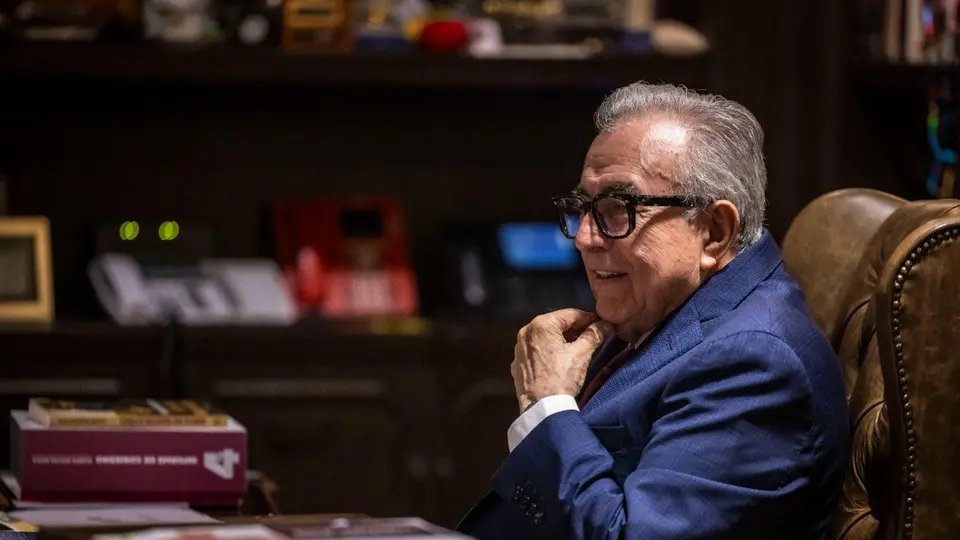 El premio está hasta en 12 mil pesos para quien adivine el futuro del gobernador con licencia de Sinaloa / FB: @RochaMoyaR
