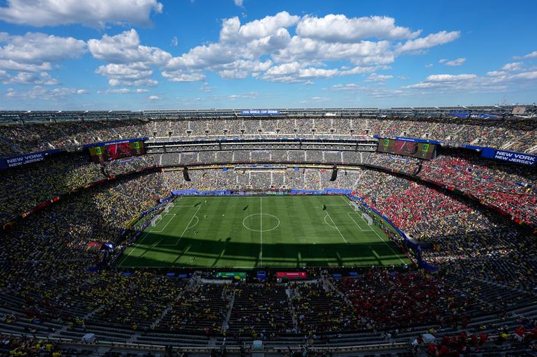 La cancha de los Giants y Jets se encuentra lista para el duelo entre Brasil y Marruecos | AP