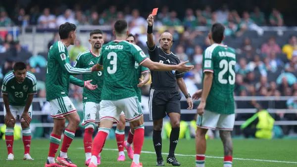 ¿Qué opciones tiene Javier Aguirre para suplir a César Montes ante Corea?