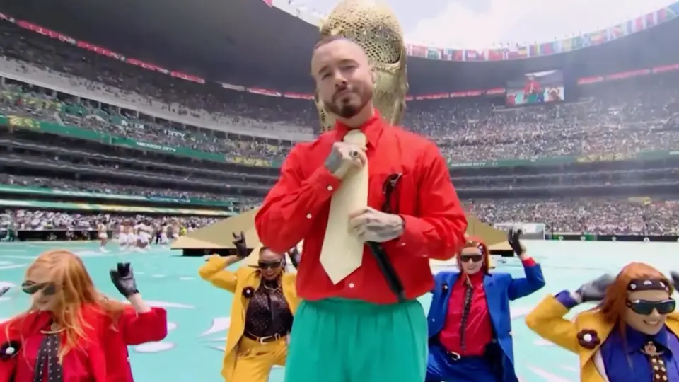 J Balvin interpretó varios de sus éxitos frente a todo el público / IG: @jbalvin