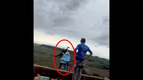 El personal encargado del bungee nunca se percató de que faltaba la cuerda / Redes Sociales