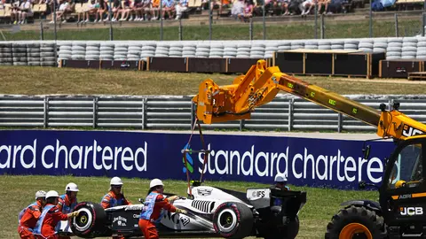 Pudo terminar en tragedia: Fallo en los pedales de Valtteri Bottas afecta a Checo Perez en Práctica del GP de Barcelona