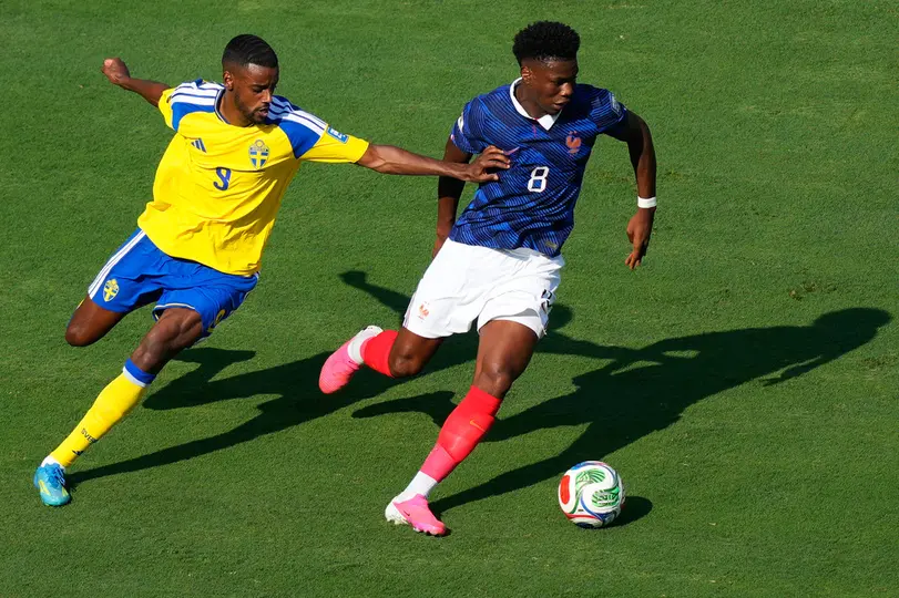 Aurélien Tchouaméni contra Suecia | AP