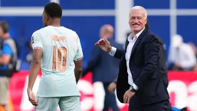 Didier Deschamps le quita presión a Francia: "España es favorita"