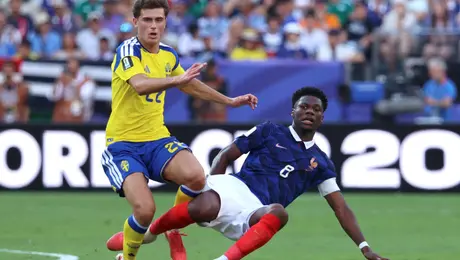 Francia recupera a Aurélien Tchouaméni para la semifinal ante España