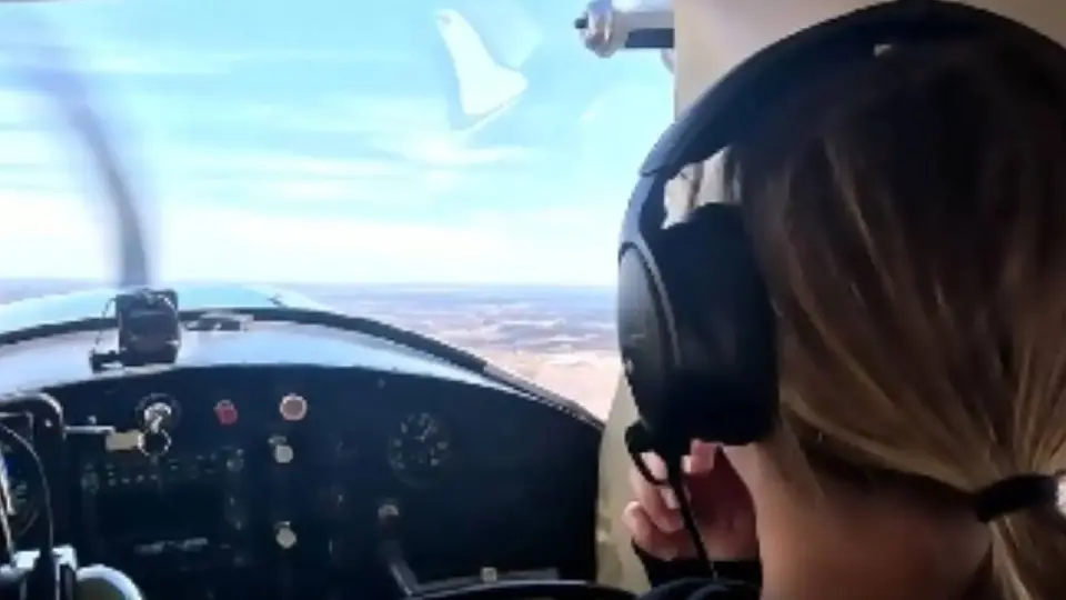 Alumna de Leandro durante su práctica de vuelo / RRSS