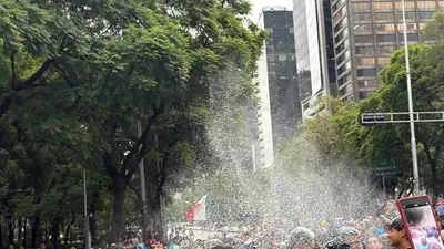 El Ángel vivió su último festejo mundialista; despedida al Tri coincidió con protesta por desaparecidos