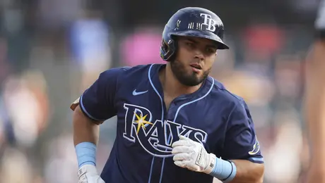 Tampa Bay toma una importante decisión sobre Jonathan Aranda previo al Juego 3 de Serie Mundial
