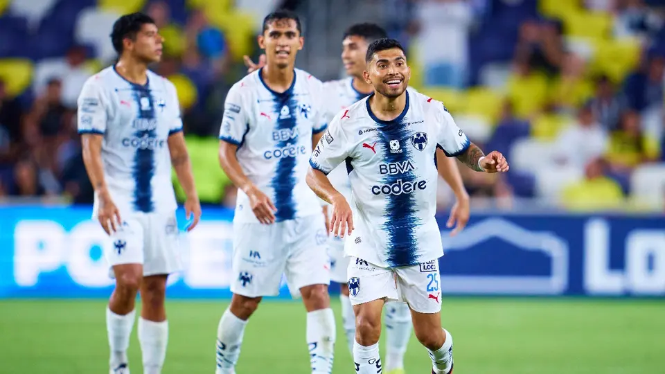 Orbelín Pineda celebrando su primer gol con Monterrey | MEXSPORT