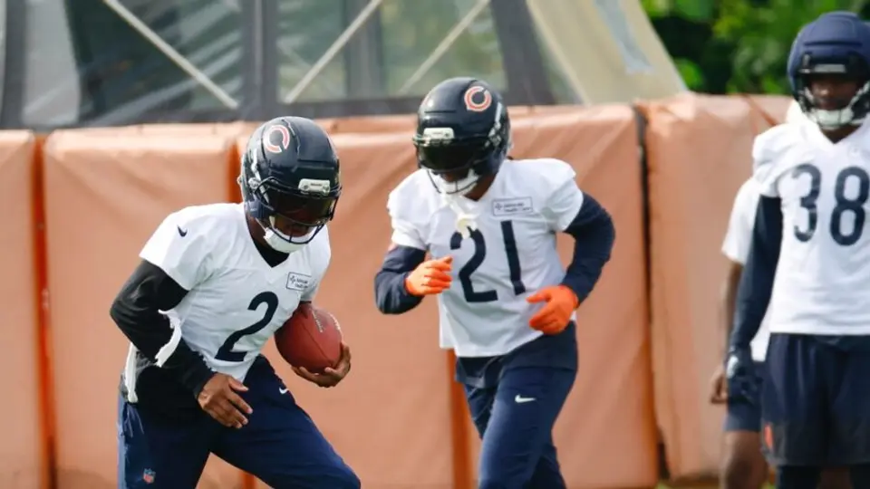 Coby Bryant en un entrenamiento con Bears | NFL