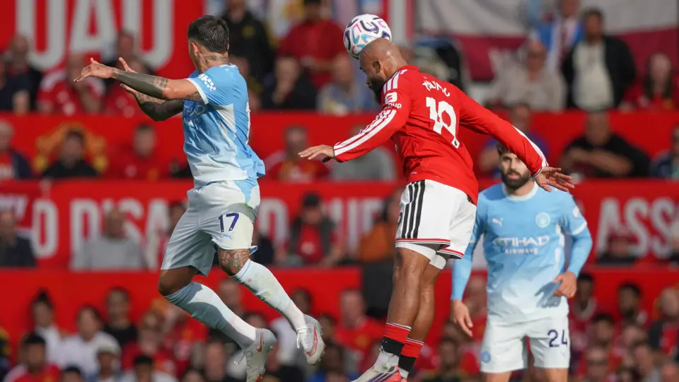 Manchester Utd y Manchester City | AP