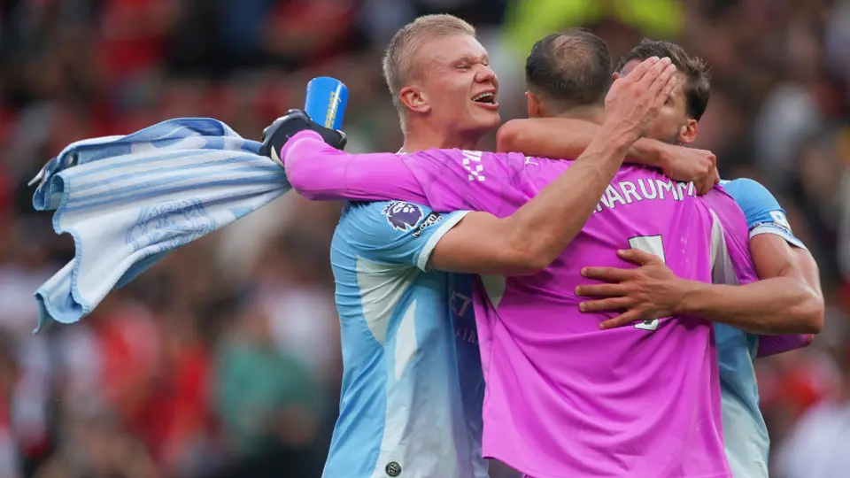 Manchester City se queda con el Clásico | AP