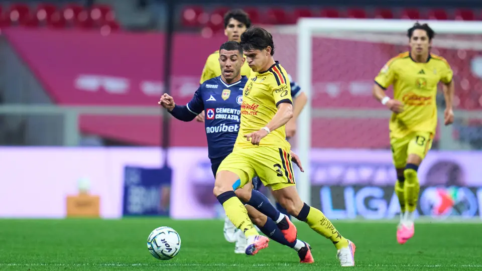 Cruz Azul vs. América Clásico Joven | MEXSPORT