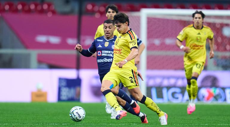 Cruz Azul vs. América Clásico Joven | MEXSPORT