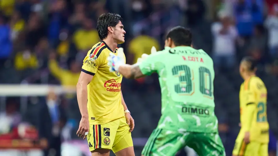 Israel Reyes en lamento en el partido de América ante Cruz Azul | MEXSPORT