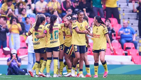 Ángel Villacampa pide calma tras goleada del América Femenil sobre Tigres