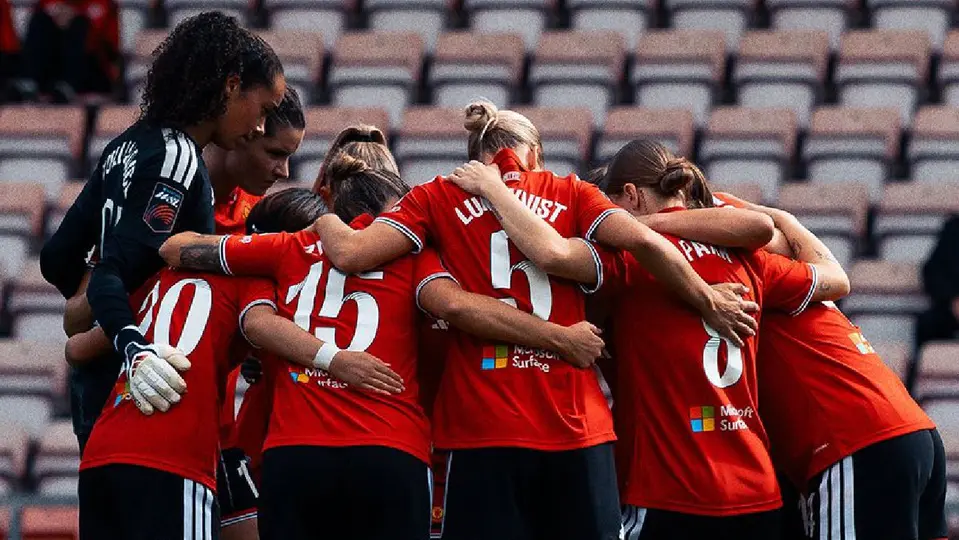 Manchester United W l X: @ManUtdWomen