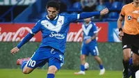 Diego Valdés anota su primer gol con la camiseta de Vélez Sarsfield