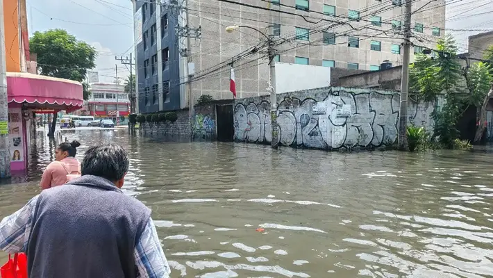Apoyo económico de $8,000 para víctimas de lluvias e inundaciones: requisitos y registro