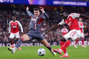 Arsenal vence a Olympiacos y mantiene paso firme en la Champions League