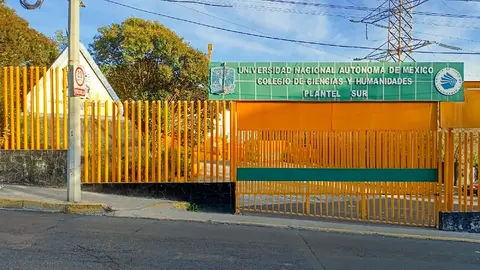 Rector de la UNAM anuncia refuerzo de seguridad en CCH y facultades