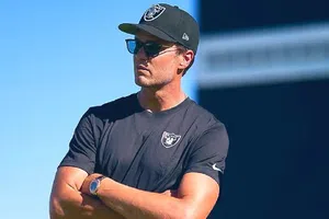 Tom Brady causa polémica en la NFL por conflicto de intereses