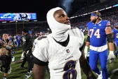 Lamar Jackson 'agrede' a aficionado de Bills durante festejo de TD