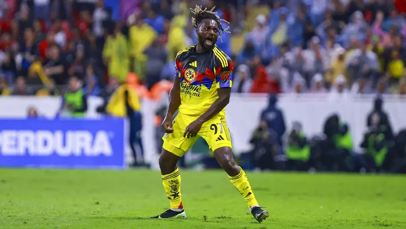 Carlos Reinoso se 'enamora' de Saint-Maximin: "en 55 años nunca vi algo así"