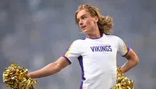Minnesota Vikings responden a críticas por agregar porristas masculinos a su equipo