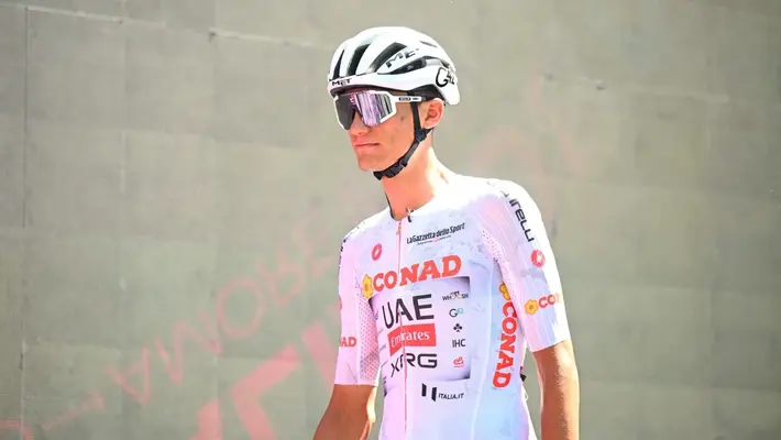 Isaac del Toro vuelve a brillar y conquista el Giro della Toscana 2025