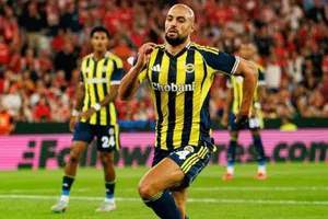 Sofyan Amrabat deja Fenerbahçe de Edson Álvarez y aterriza en Real Betis