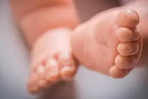 Esta es la pena en México por abandonar un bebé recién nacido
