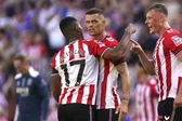 Sunderland continúa con muestras de cariño a México y lanza dinámica con jugadores